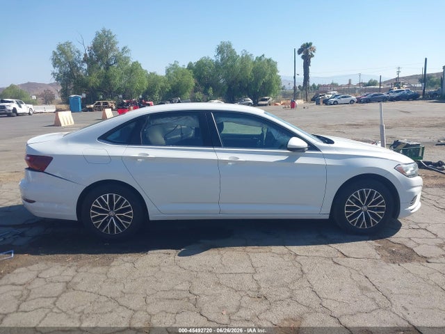 3VWC57BU9MM099392 Volkswagen Jetta 1.4t R-line/1.4t Se/s