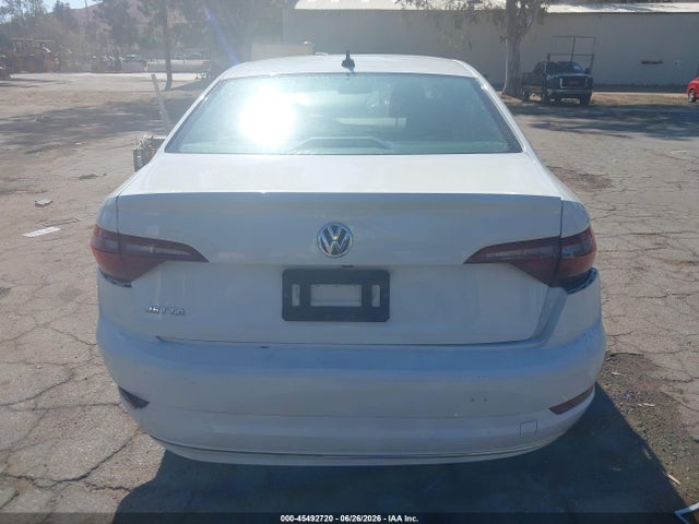 3VWC57BU9MM099392 Volkswagen Jetta 1.4t R-line/1.4t Se/s