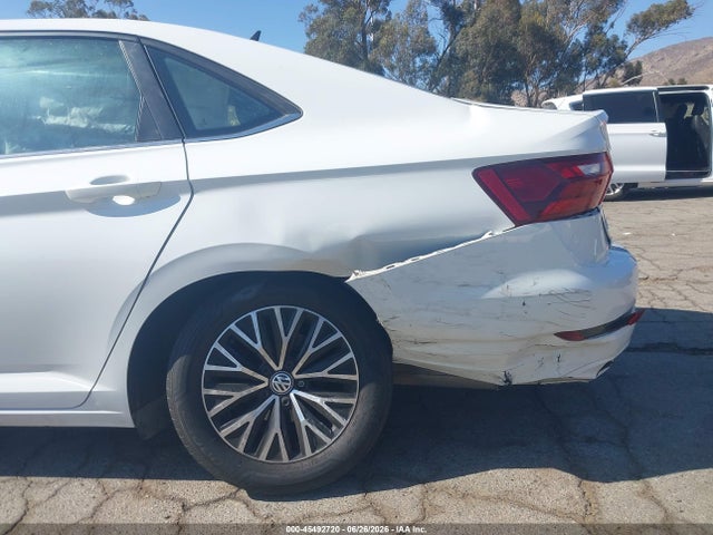 3VWC57BU9MM099392 Volkswagen Jetta 1.4t R-line/1.4t Se/s