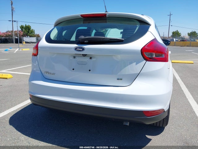 Ford FOCUS SE 2018 1FADP3K23JL328967 Image 6