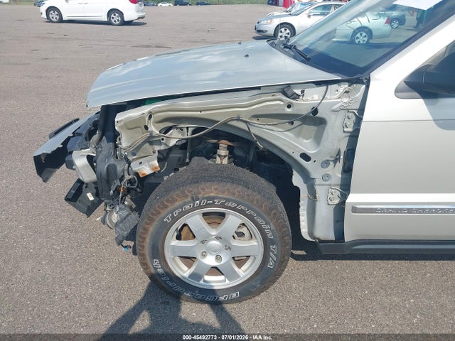 2010 Jeep Grand Cherokee Laredo მანქანა იყიდება აუქციონზე, vin: 1J4RR4GT0AC143951, აუქციონის ნომერი: 45492773