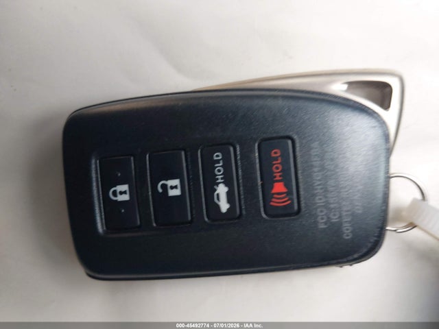 Lexus IS 200T 2016 JTHBA1D26G5004170 Image 11