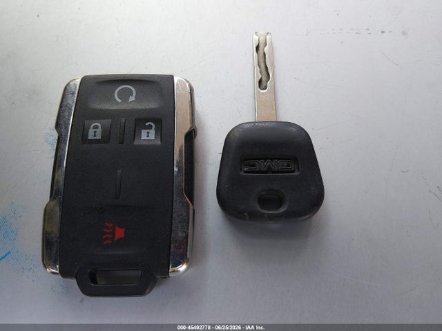 GMC Canyon 2018 1GTH5BEAXJ1250956 Image 11
