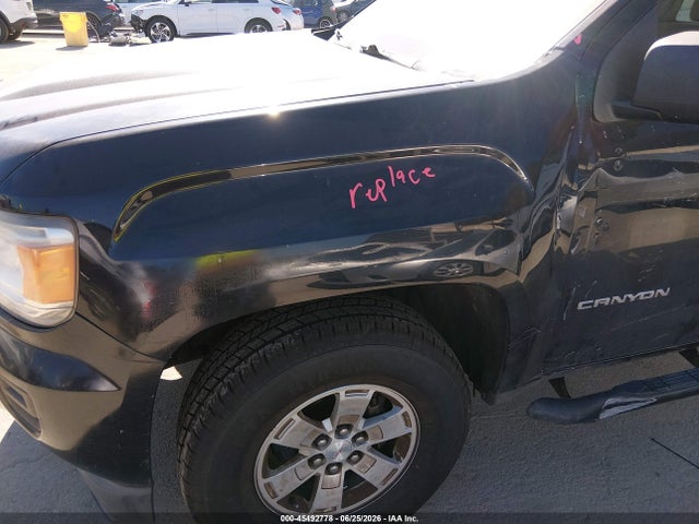 GMC Canyon 2018 1GTH5BEAXJ1250956 Image 18