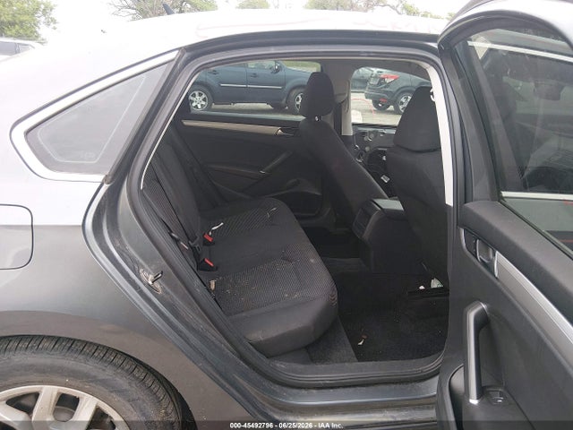 Продажа на аукционе авто 2016 Volkswagen Passat 1.8t S, vin: 1VWAS7A3XGC046022, номер лота: 45492796