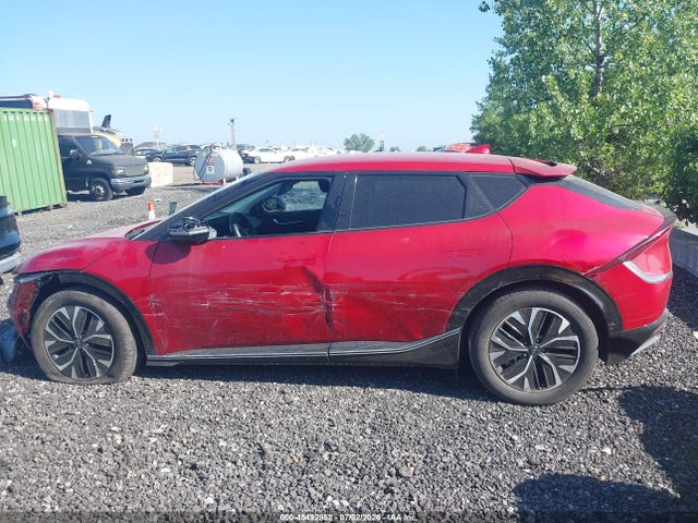 Auction sale of the 2024 Kia Ev6 Wind, vin: KNDC3DLC1R5169915, lot number: 45492852