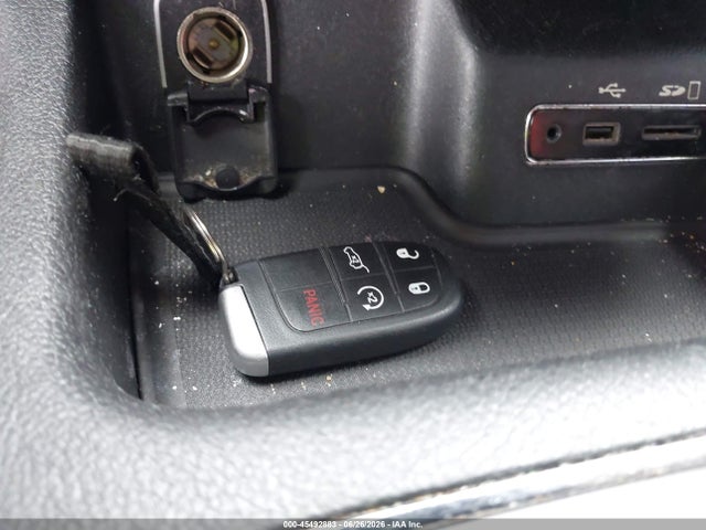 1C4RDJAGXFC772395 Dodge Durango Sxt