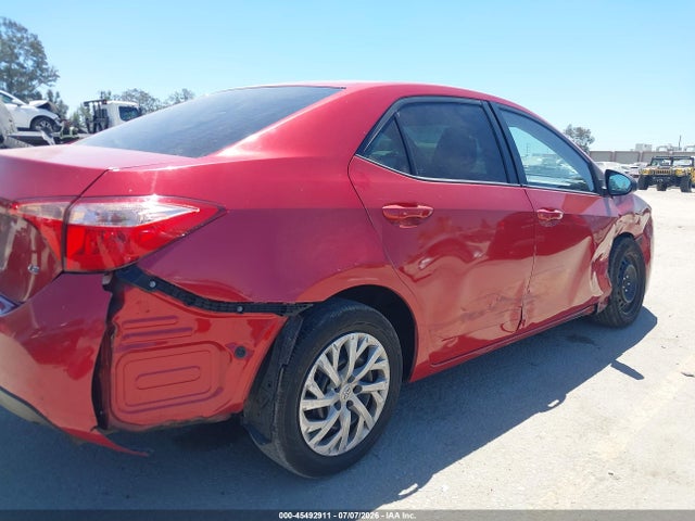 Toyota COROLLA LE 2018 5YFBURHE9JP827407 Image 18