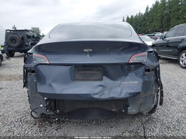 Продажа на аукционе авто 2022 Tesla Model Y Performance Dual Motor All-wheel Drive, vin: 7SAYGDEF7NF342432, номер лота: 45492950