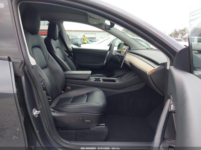 Продажа на аукционе авто 2022 Tesla Model Y Performance Dual Motor All-wheel Drive, vin: 7SAYGDEF7NF342432, номер лота: 45492950