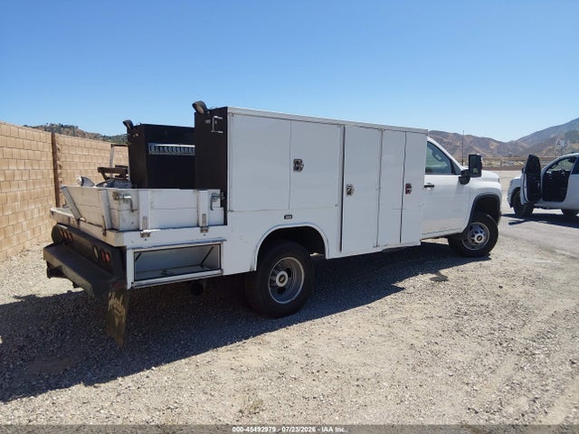 1GB3WREY4MF295769 Chevrolet Silverado 3500hd Chassis Work Truck