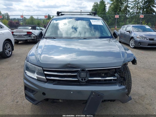 3VV2B7AX4JM198251 Volkswagen Tiguan 2.0t Se/2.0t Sel
