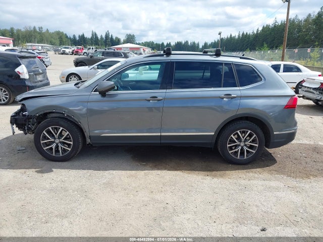 3VV2B7AX4JM198251 Volkswagen Tiguan 2.0t Se/2.0t Sel