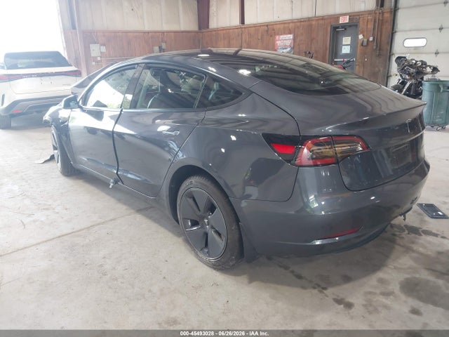Tesla Model 3 Long Range Dual Motor All-wheel Drive 2022 5YJ3E1EB2NF246023 Image 3