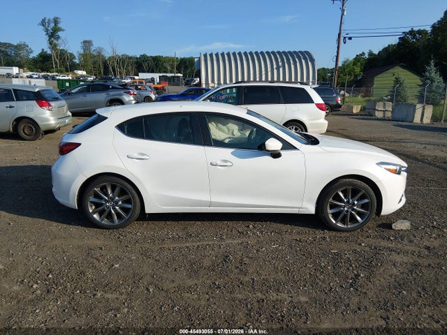 45493055 :رقم المزاد ، 3MZBN1L34JM213664 vin ، 2018 Mazda Mazda3 Touring مزاد بيع