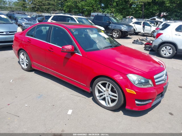 Продаж на аукціоні авто 2013 Mercedes-benz C 250 Sport, vin: WDDGF4HBXDA787099, номер лоту: 45493062