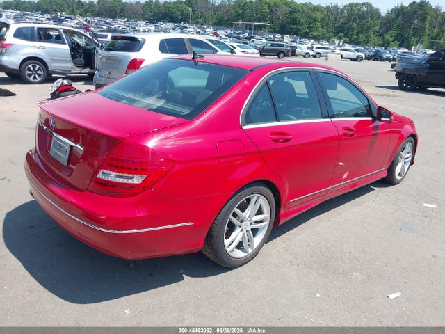 Продаж на аукціоні авто 2013 Mercedes-benz C 250 Sport, vin: WDDGF4HBXDA787099, номер лоту: 45493062