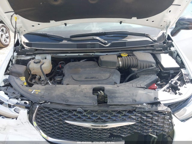 2024 Chrysler Pacifica Touring L მანქანა იყიდება აუქციონზე, vin: 2C4RC1BG7RR106236, აუქციონის ნომერი: 45493068