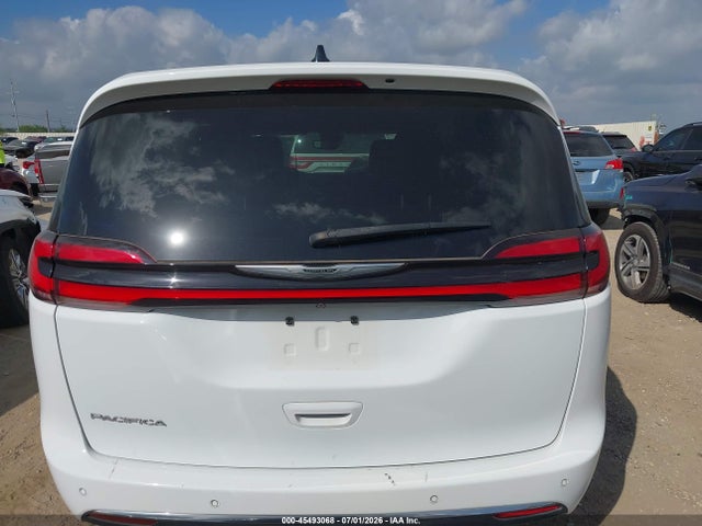 2024 Chrysler Pacifica Touring L მანქანა იყიდება აუქციონზე, vin: 2C4RC1BG7RR106236, აუქციონის ნომერი: 45493068