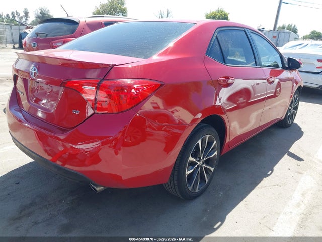 Toyota COROLLA SE 2017 5YFBURHE2HP644781 Image 4