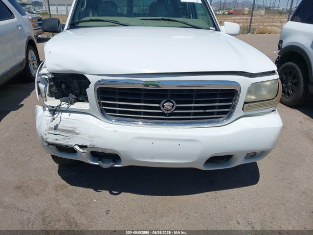 2000 Cadillac Escalade Standard მანქანა იყიდება აუქციონზე, vin: 1GYEK63R8YR221599, აუქციონის ნომერი: 45493095