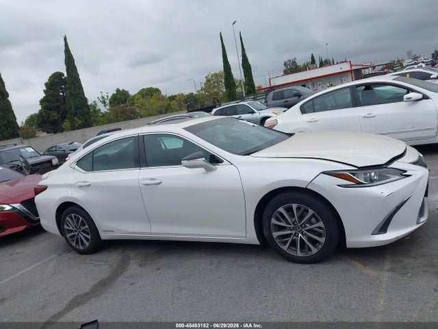 45493152 :رقم المزاد ، 58ACA1C12NU023563 vin ، 2022 Lexus Es 300h مزاد بيع