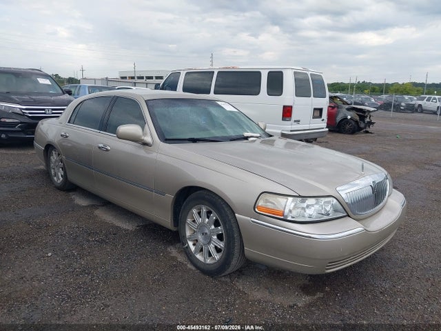 Aukcja sprzedaży 2005 Lincoln Town Car Signature, vin: 1LNHM81W95Y634095, numer aukcji: 45493162