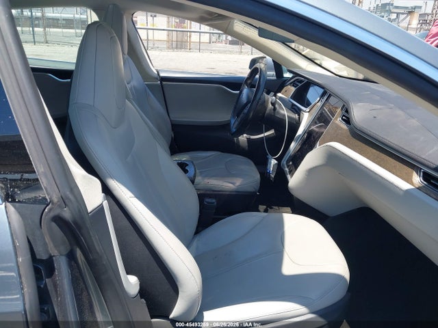 Продажа на аукционе авто 2013 Tesla Model S, vin: 5YJSA1CN9DFP07706, номер лота: 45493259