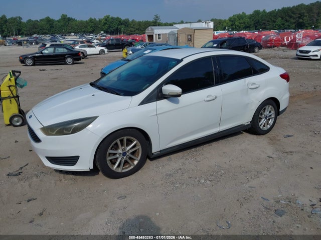 1FADP3F2XGL300571 Ford FOCUS SE