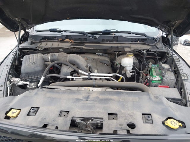 45493315 :رقم المزاد ، 1C6RR7FT9JS308434 vin ، 2018 Ram 1500 Express  4x4 6'4 Box مزاد بيع