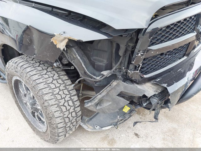 45493315 :رقم المزاد ، 1C6RR7FT9JS308434 vin ، 2018 Ram 1500 Express  4x4 6'4 Box مزاد بيع