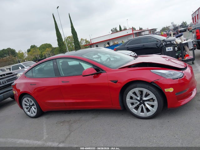 Продажа на аукционе авто 2022 Tesla Model 3 Long Range Dual Motor All-wheel Drive, vin: 5YJ3E1EB2NF272315, номер лота: 45493333