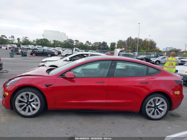 Продажа на аукционе авто 2022 Tesla Model 3 Long Range Dual Motor All-wheel Drive, vin: 5YJ3E1EB2NF272315, номер лота: 45493333