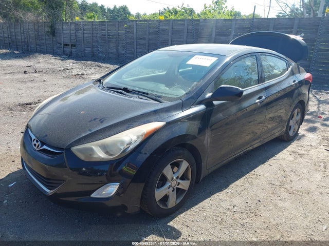 Продажа на аукционе авто 2013 Hyundai Elantra Gls, vin: KMHDH4AE8DU901316, номер лота: 45493381
