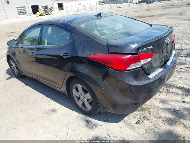 Продажа на аукционе авто 2013 Hyundai Elantra Gls, vin: KMHDH4AE8DU901316, номер лота: 45493381