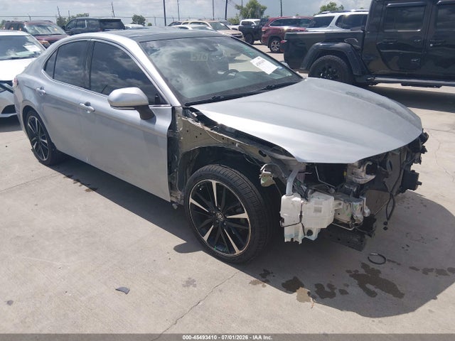 Toyota CAMRY XSE 2018 4T1B61HK0JU149078 головне зображення