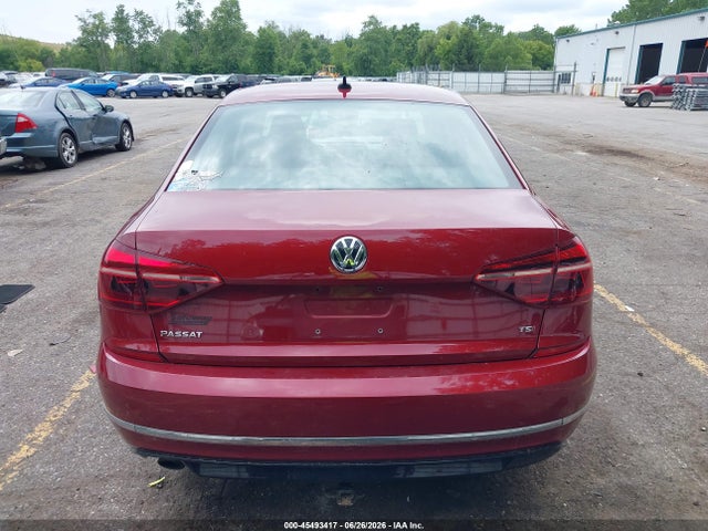 45493417 :رقم المزاد ، 1VWAA7A35JC026903 vin ، 2018 Volkswagen Passat 2.0t R-line/2.0t S مزاد بيع