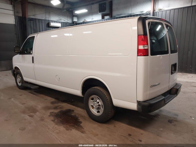 Chevrolet Express 3500 Work Van 2017 1GCZGHFGXH1247490 Image 3