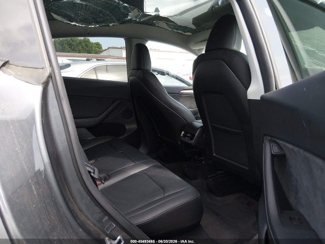 Продажа на аукционе авто 2023 Tesla Model Y Awd/long Range Dual Motor All-wheel Drive, vin: 7SAYGDEE1PF881154, номер лота: 45493465