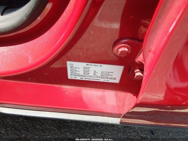 45493479 :رقم المزاد ، 7SAYGDEE3PF699472 vin ، 2023 Tesla Model Y مزاد بيع