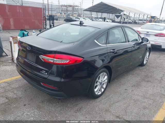 Ford Fusion Hybrid Se 2019 3FA6P0LU3KR211531 Image 4