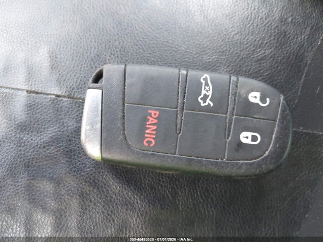 45493520 :رقم المزاد ، 1C3CCCAB1FN718565 vin ، 2015 Chrysler 200 Limited مزاد بيع