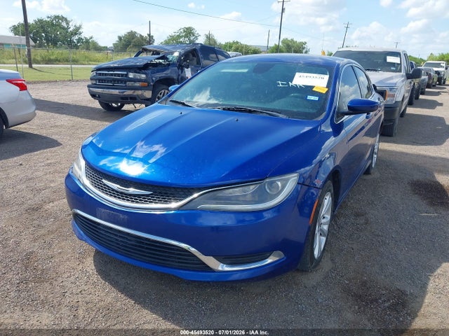 45493520 :رقم المزاد ، 1C3CCCAB1FN718565 vin ، 2015 Chrysler 200 Limited مزاد بيع