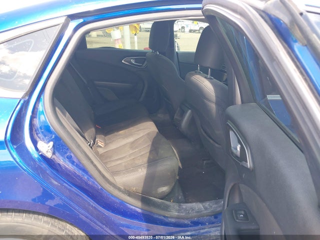 45493520 :رقم المزاد ، 1C3CCCAB1FN718565 vin ، 2015 Chrysler 200 Limited مزاد بيع