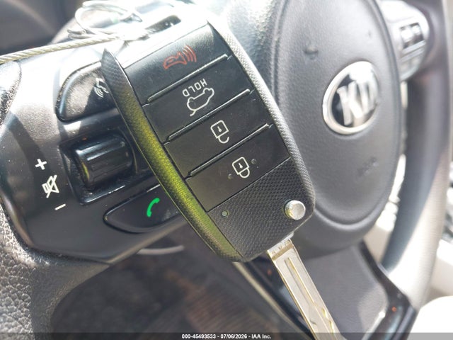 KIA SEDONA LX 2015 KNDMB5C10F6038704 Image 11