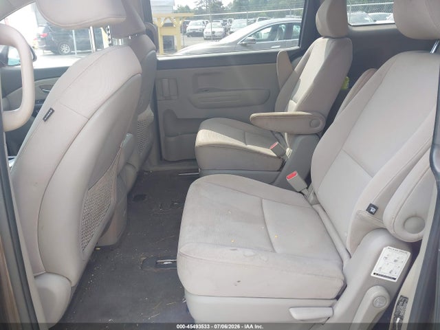 KIA SEDONA LX 2015 KNDMB5C10F6038704 Image 8
