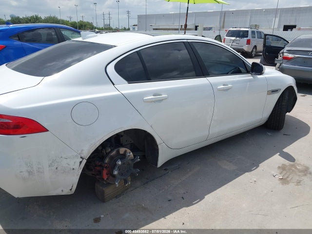 Продажа на аукционе авто 2017 Jaguar Xe 25t, vin: SAJAR4BG4HA958674, номер лота: 45493582
