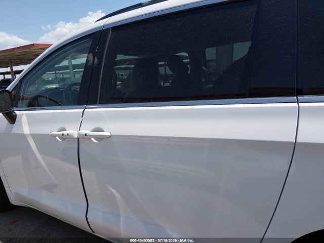 Chrysler Voyager Lxi 2021 2C4RC1DG4MR551961 Image 14
