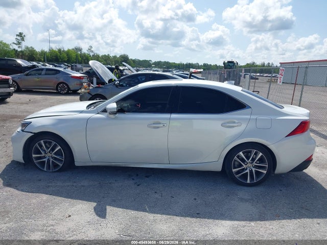 45493658 :رقم المزاد ، JTHBA1D20J5075114 vin ، 2018 Lexus Is 300 مزاد بيع