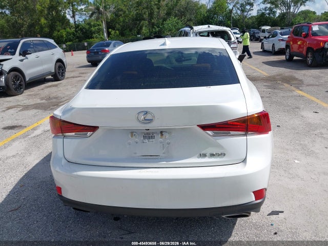 45493658 :رقم المزاد ، JTHBA1D20J5075114 vin ، 2018 Lexus Is 300 مزاد بيع